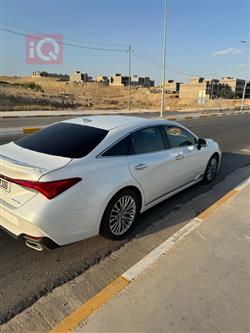 تويوتا أفالون